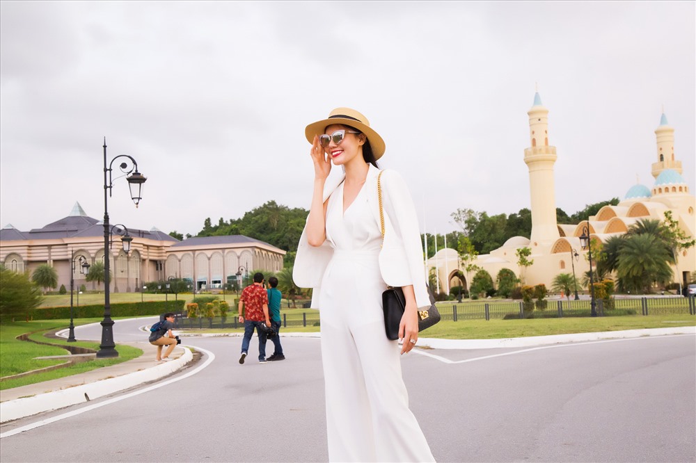 Kim Nguyên thích nhất là sự thân thiện của người dân đất nước Brunei, nụ cười luôn nở trên môi họ.