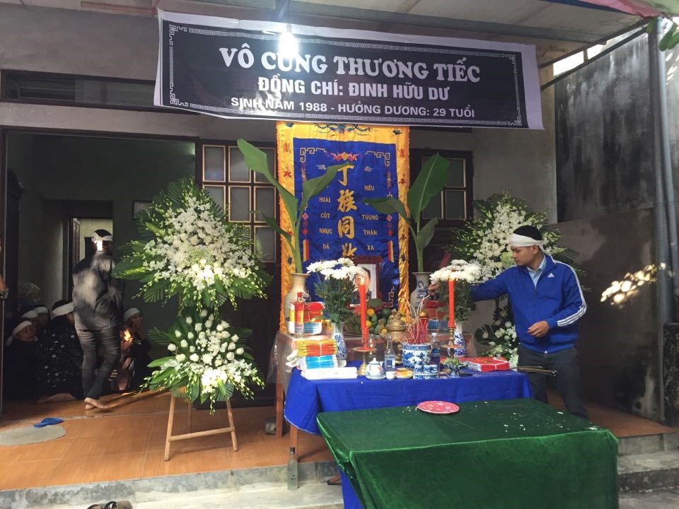 Lễ viếng Đinh Hữu Dư đẫm nước mắt người thân và bạn bè