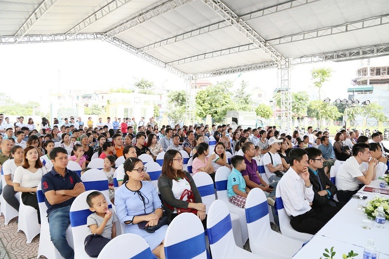 Chương trình mở bán chào mừng cất nóc dự án EcoHome Phúc Lợi đã nhận được sự quan tâm của đông đảo khách hàng