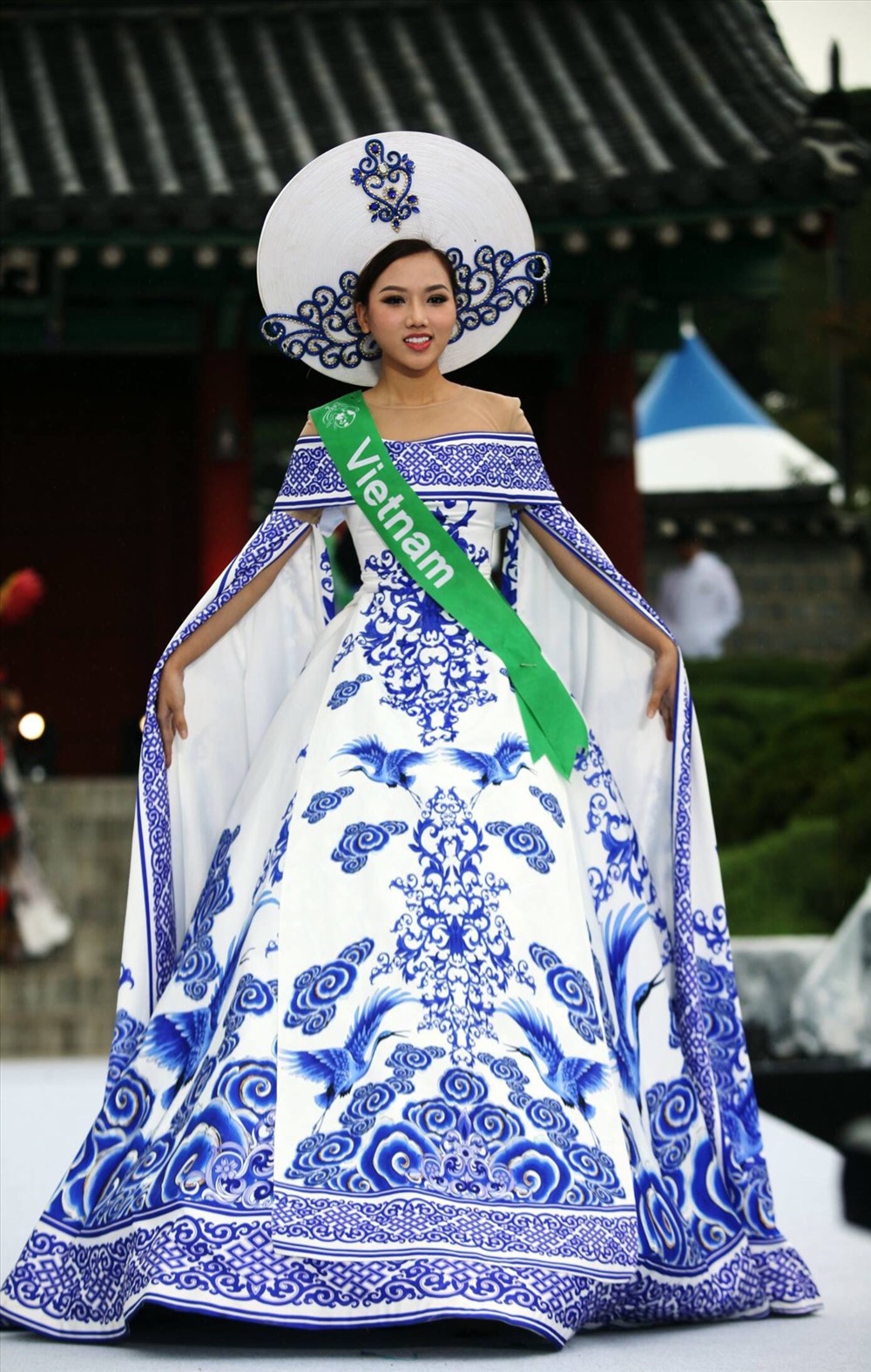 Á hoàng trang sức Hoàng Thu Thảo. Ảnh: T.L