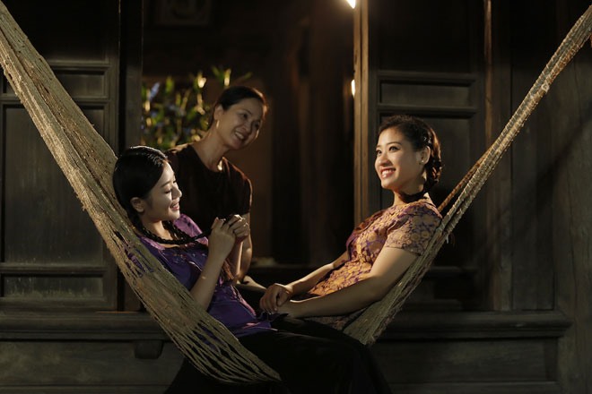Dự án “Đừng quên câu dân ca” được chị em sao mai Bích Hồng và Thu Hằng ấp ủ từ khá lâu, đây cũng là lần đầu tiên hai chị em cùng thực hiện chung 1 dự án âm nhạc.