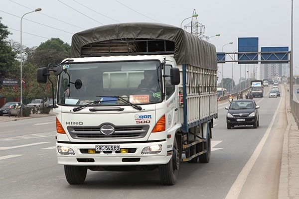 Xe kinh doanh vận tải phải có phù hiệu, biển hiệu.