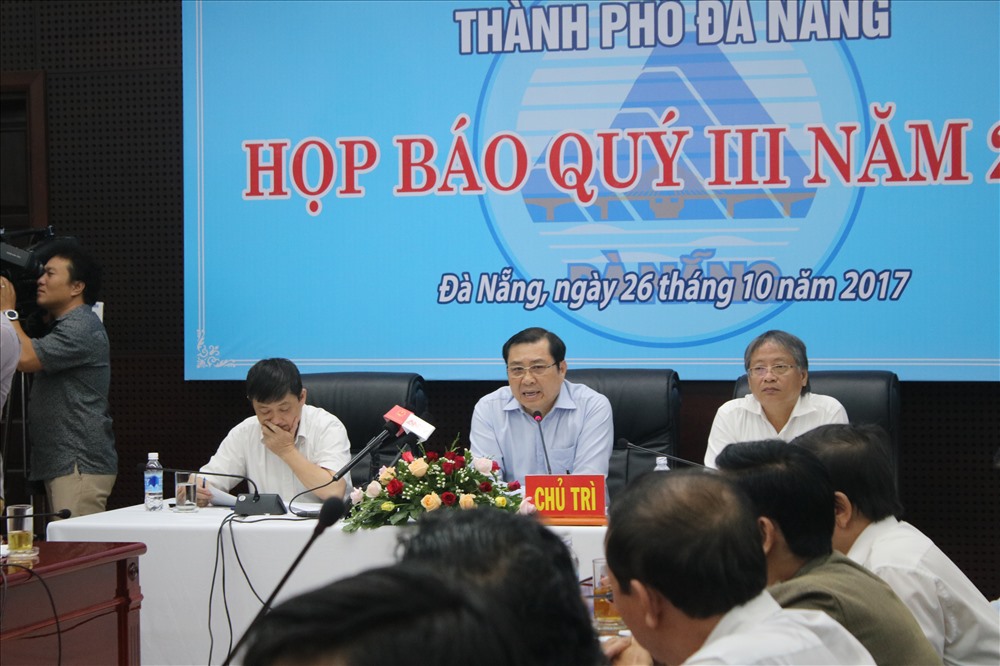 Lãnh đạo Đà Nẵng yêu cầu các đơn vị phải hoàn thiện hầm chui đúng thời hạn. Ảnh: TT