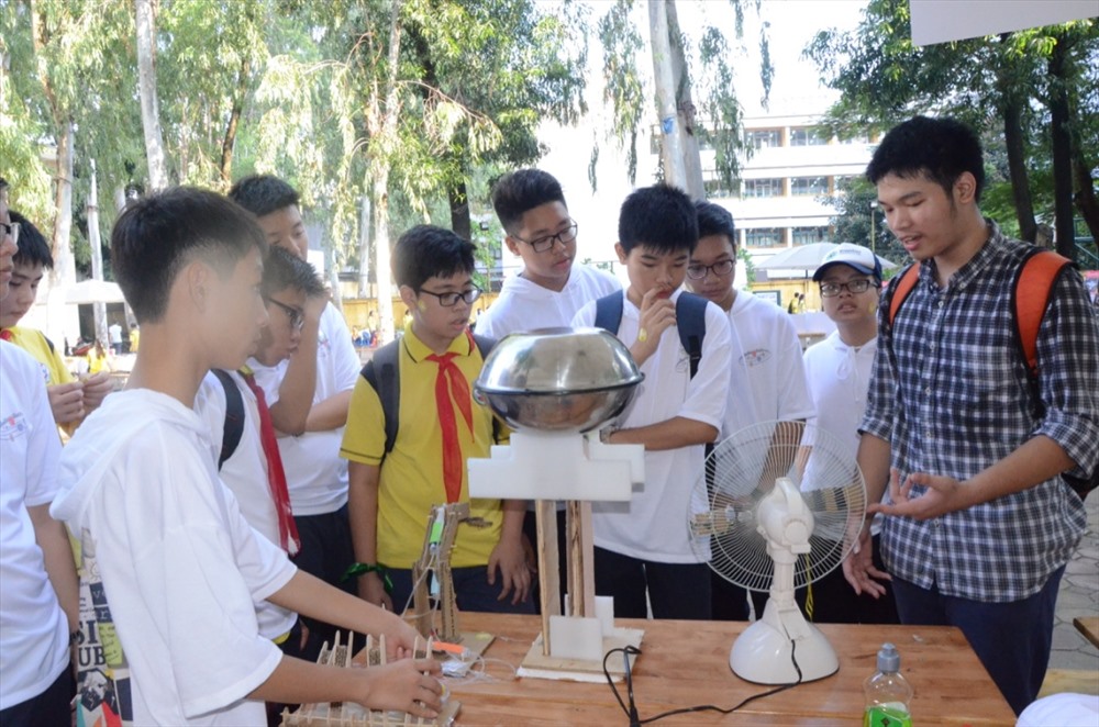 Gian hoạt động của cựu học sinh nhà trường. Ảnh: HN