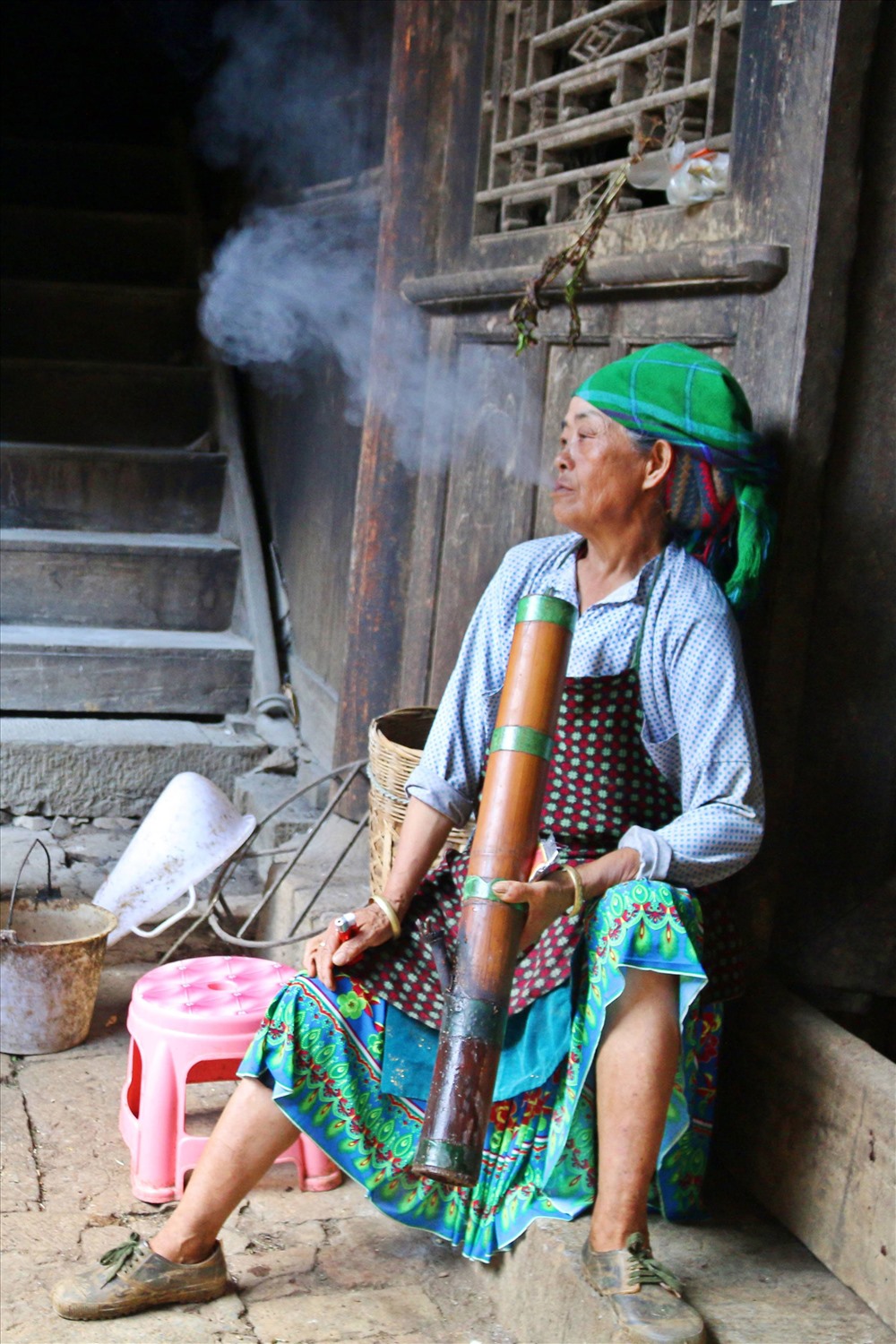 Gia thếcủa người đàn ông Mông mang họVừsinh sống cùng thời với Vương Chính Đức hiện nay là một ẩn số.
