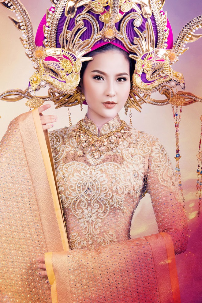 Mẫu thiết kế được lấy ý tưởng từ vẻ đẹp của Nam Phương Hoàng Hậu.