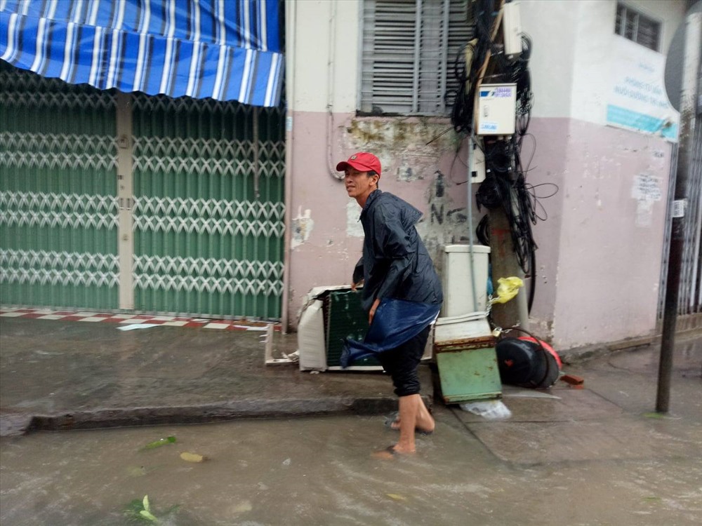Thiệt hại ước tính tại các tỉnh Nam Trung bộ là rất lớn.
