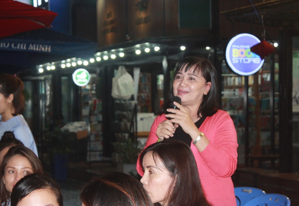 Một số hình ảnh tại buổi ra mắt cuốn sách “Người Việt tử tế” của Nhà báo Lê Thanh Phong và Nhà văn Nguyễn Một