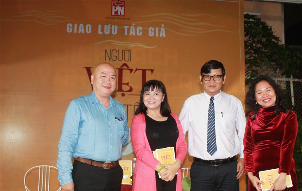 Một số hình ảnh tại buổi ra mắt cuốn sách “Người Việt tử tế” của Nhà báo Lê Thanh Phong và Nhà văn Nguyễn Một