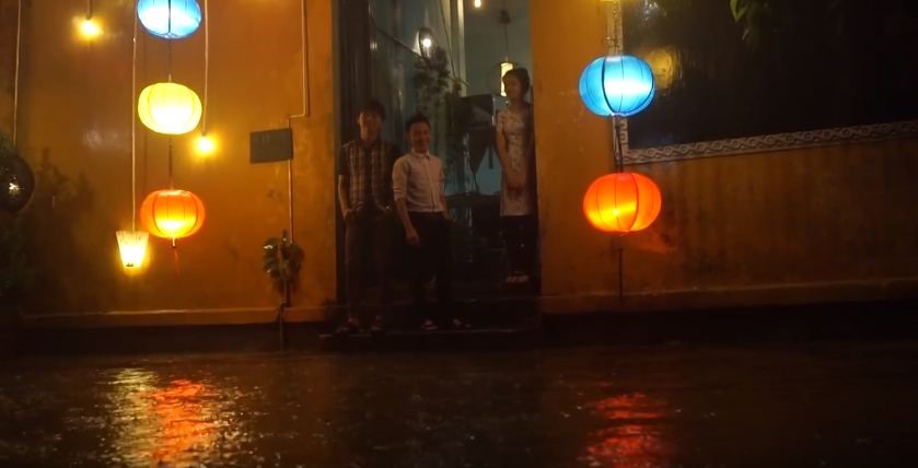 Nhiều tuyến đường tại Hội An ngập trong nước. Ảnh: LP