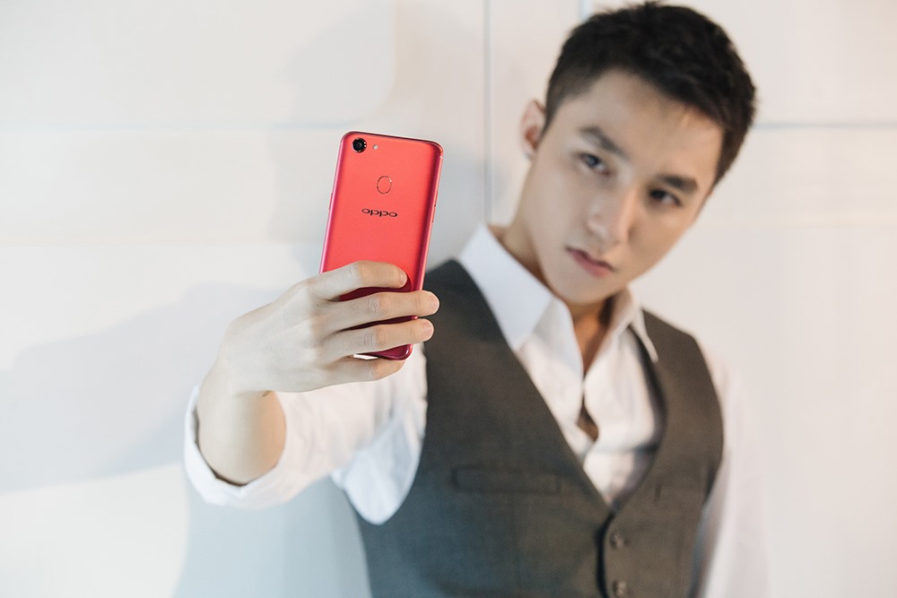 Sơn Tùng - OPPO : Hai tên tuổi đã gắn bó với nhau (ảnh: P.M).