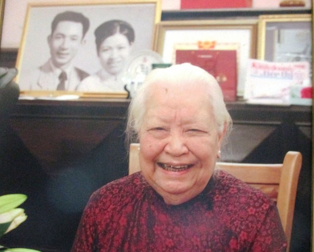 https://media.laodong.vn/Storage/NewsPortal/2017/11/8/575028/Chuyen-Ve-Gia-Dinh-H.jpg