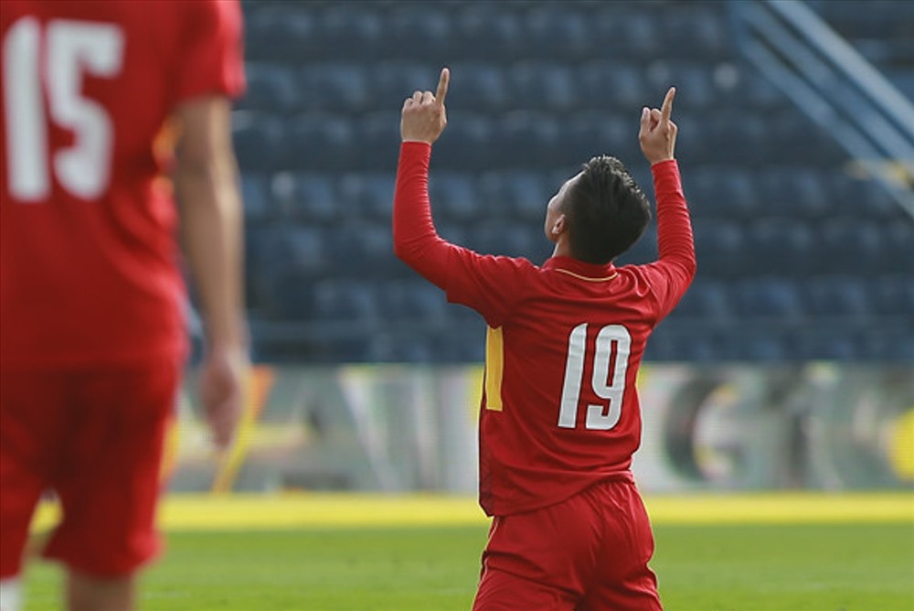 u23 viet nam thang lon o tran mo man m150 cup