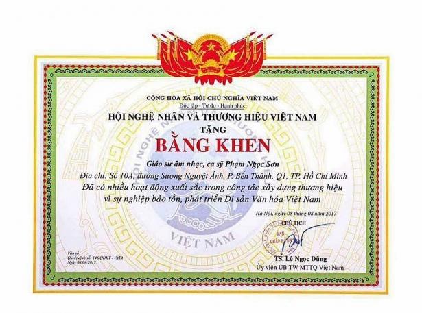 Bằng khen có ghi chức danh