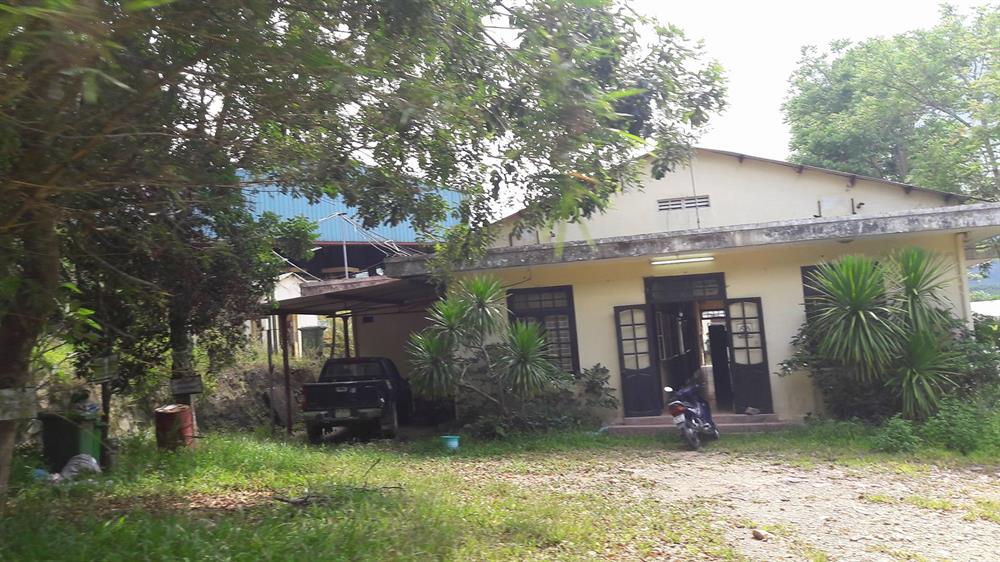 Mỏ vàng bị tạm thời đóng cửa, nhà máy khai thác vàng của Cty bị bỏ hoang- Bồng Miêu dễ dàng biến thành