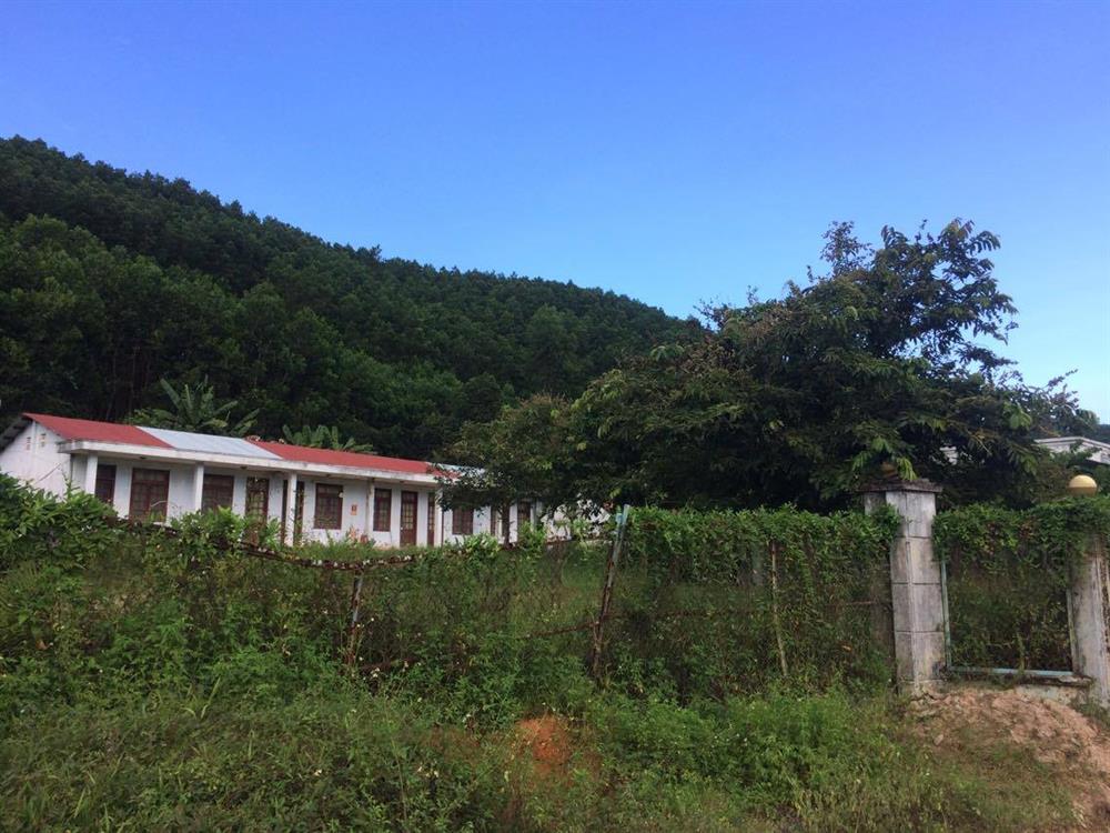 Mỏ vàng bị tạm thời đóng cửa, nhà máy khai thác vàng của Cty bị bỏ hoang- Bồng Miêu dễ dàng biến thành