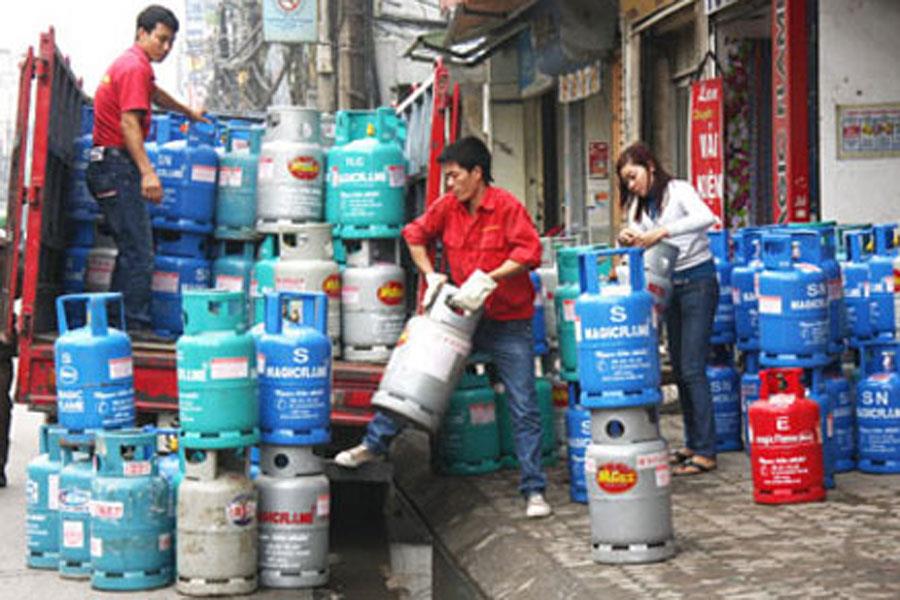 Kinh doanh kh&iacute; gas l&agrave; một trong những lĩnh vực bị đ&ograve;i hỏi ĐKKD rất gắt gao, g&acirc;y kh&oacute; cho nhiều DN nhỏ. Ảnh: A.C