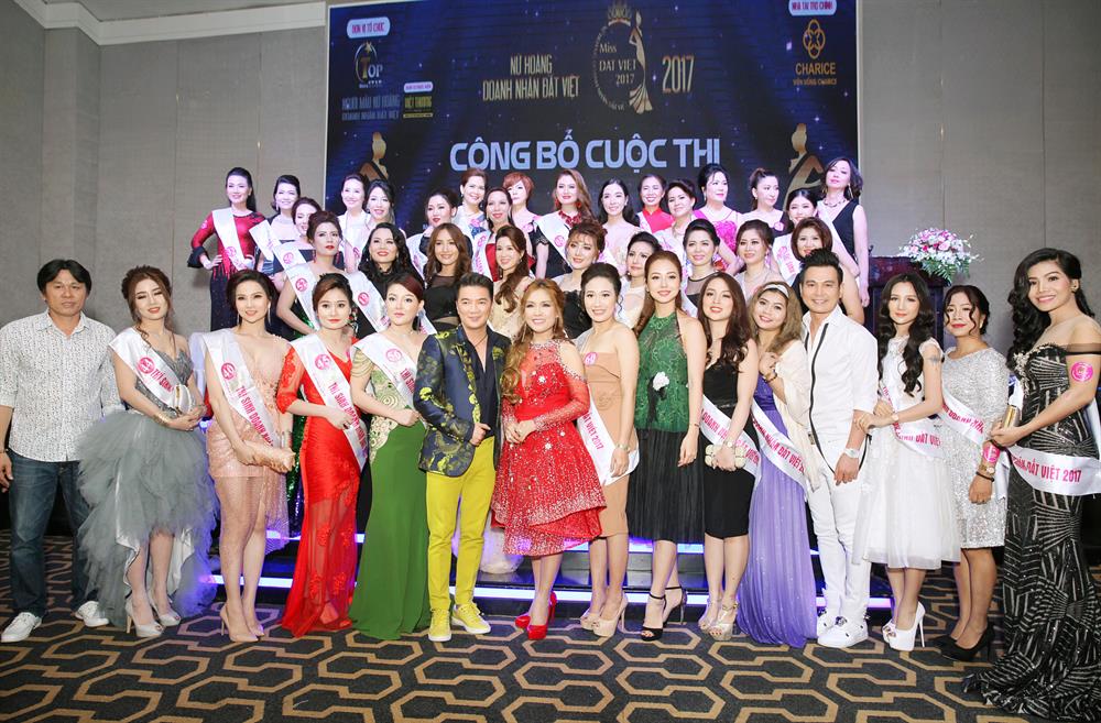Các thí sinh của cuộc thi năm nay. Ảnh: T.L