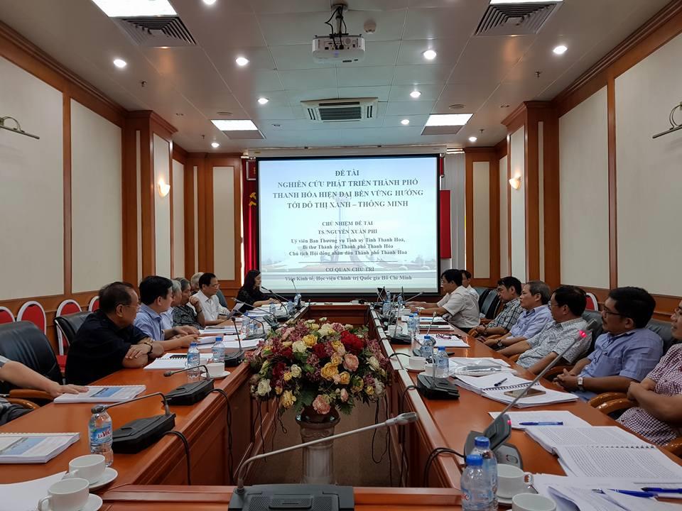 HĐKH đánh giá đề tài phát triển TP. Thanh Hoá trong tương lai gần. Ảnh: X.H