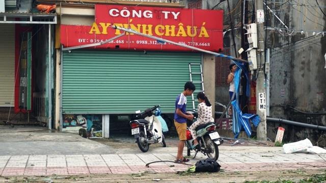 Bão gây hậu quả rất lớn, chưa thể khắc phục ngay. Ảnh: QĐ