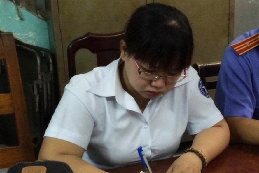 Nguyên chấp hành viên thi hành án phải hầu tòa nguyen chap hanh vien thi hanh an phai hau toa