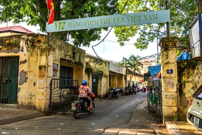 Tại sao chúng tôi phải trả thuế để làm phim không ai xem?