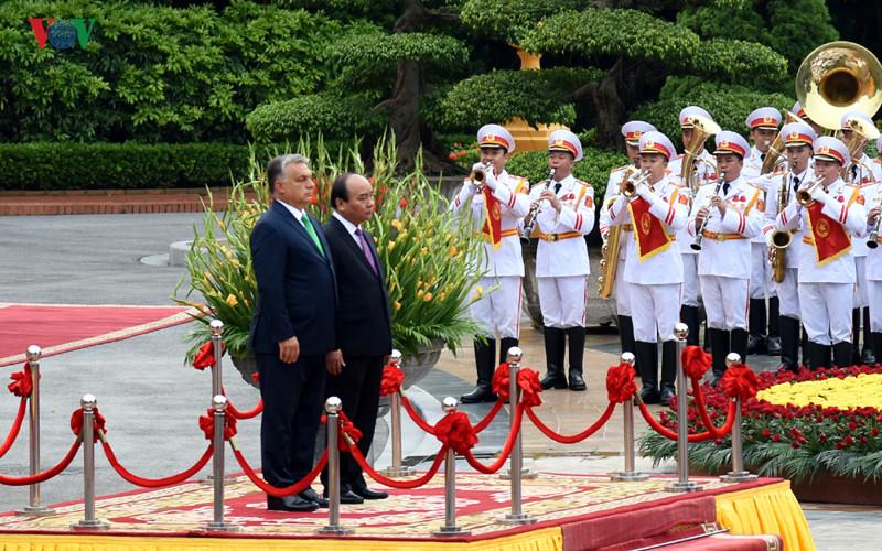 Đây là chuyến thăm chính thức Việt Nam lần đầu tiên của Thủ tướng Hungary Orbán Viktor. Ảnh: VOV