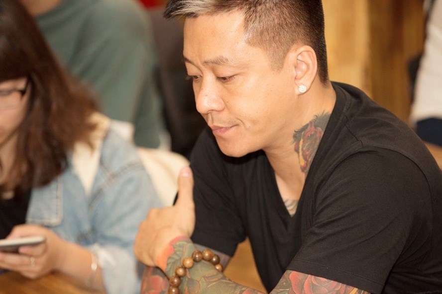 Ca sĩ Tuấn Hưng.