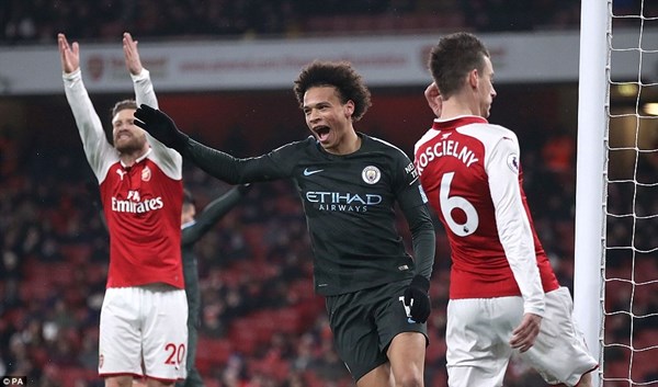 Thắng dễ Arsenal 3 - 0, Man City bay cao ngay tại Emirates
