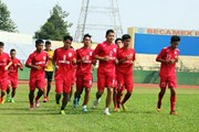 B.Bình Dương sẽ thi đấu 2 trận mà không có huấn luyện viên B.Bình Dương sẽ thi đấu 2 trận mà không có huấn luyện viên