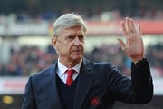 CĐV Arsenal muốn Allegri hoặc Simeone thay thế Wenger CĐV Arsenal muốn Allegri hoặc Simeone thay thế Wenger