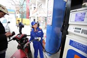 Giữ nguyên giá xăng E5, RON 95-III và giá dầu tăng mạnh Giữ nguyên giá xăng E5, RON 95-III và giá dầu tăng mạnh