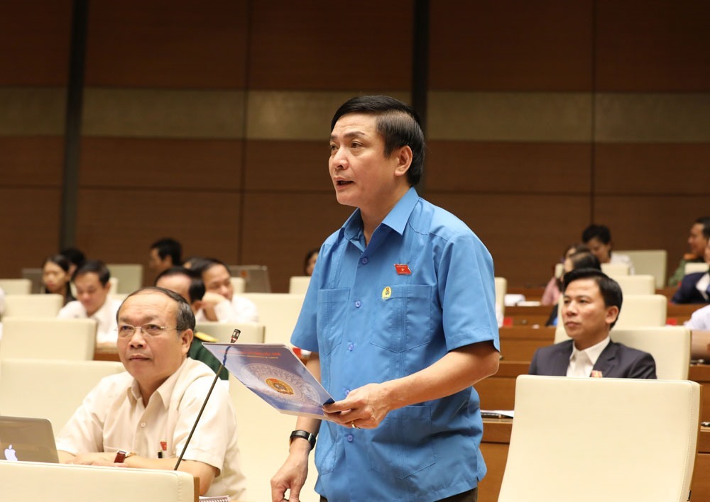 ÄB BÃ¹i VÄn CÆ°á»ng cho ráº±ng, náº¿u cá» pháº§n hÃ³a gáº¯n cháº·t vá»i trÃ¡ch nhiá»m Äá»©ng Äáº§u sáº½ giáº£m ÄÆ°á»£c chuyá»n khÃ´ng cÃ³ nÄng lá»±c nhÆ°ng váº«n muá»n lÃ m lÃ£nh Äáº¡o.