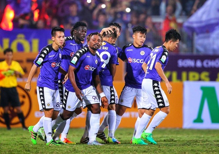 ha noi fc xuat sac nhat thang 4