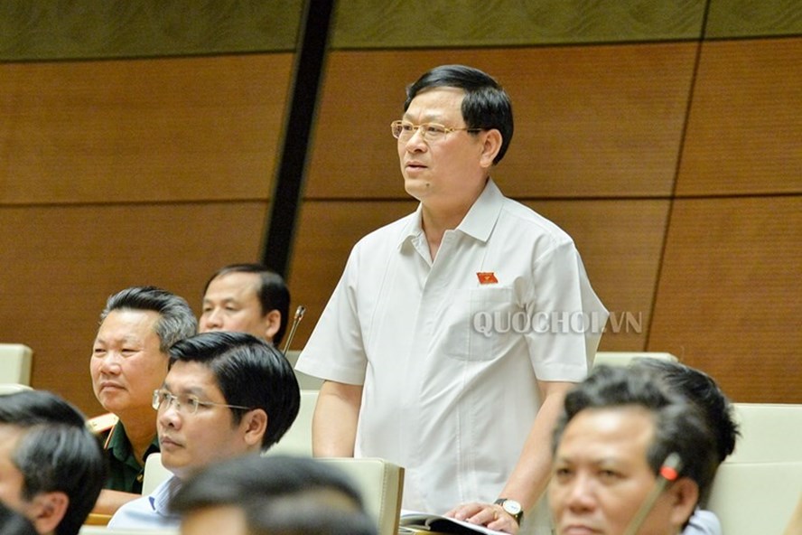 Đại biểu Nguyễn Hữu Cầu, Đoàn Nghệ An (Ảnh: QH)