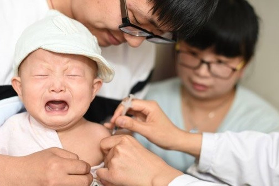 Bê bối vaccine tại Trung Quốc khiến người dân bức xúc