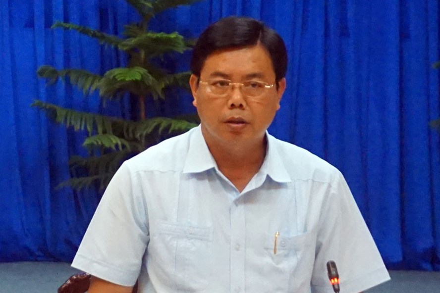 Chủ tịch UBND tỉnh Cà Mau Nguyễn Tiến Hải: “Không có chuyện cắt hợp đồng với giáo viên cái rụp”. Ảnh: NHẬT HỒ