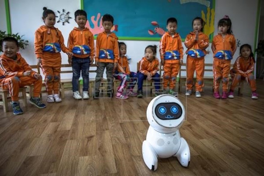 Chú robot Keeko tại trường mầm non Trung Quốc - Ảnh: TASS
