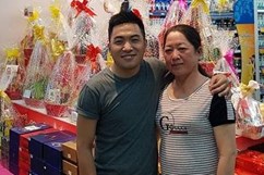 Nhân mùa Vu Lan, một người con trai khuyên mẹ "hãy ích kỉ một chút đi!"