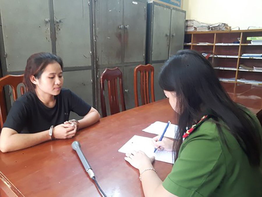 NÃ´ng Nguyá»t PhÆ°Æ¡ng táº¡i cÆ¡ quan CÃ´ng an. áº¢nh: CACC.