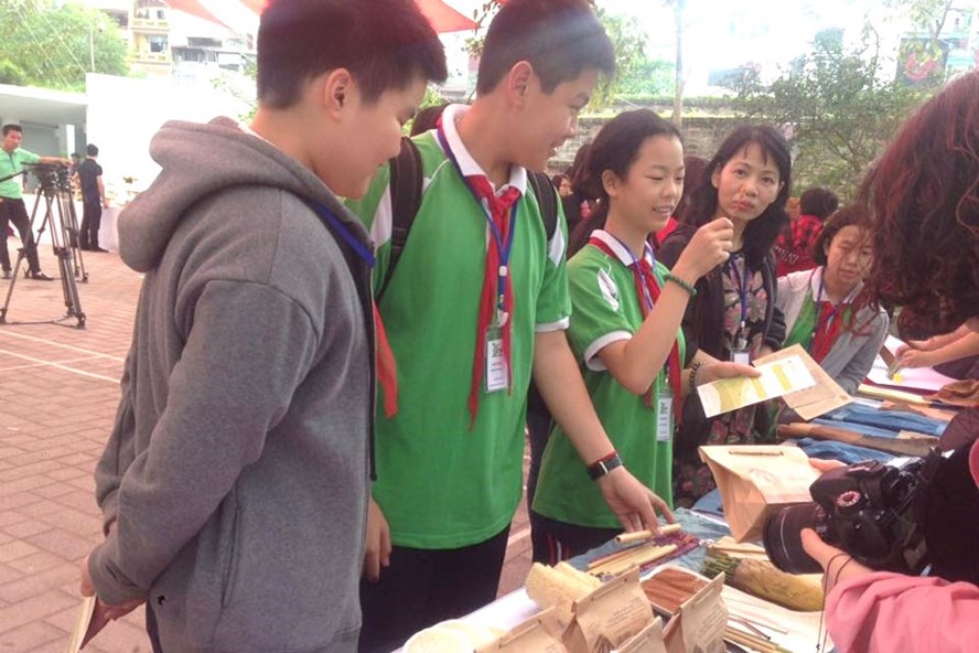 Học sinh Trường Thực nghiệm lên tiếng: “Chúng em tự hào về GS Hồ Ngọc Đại”