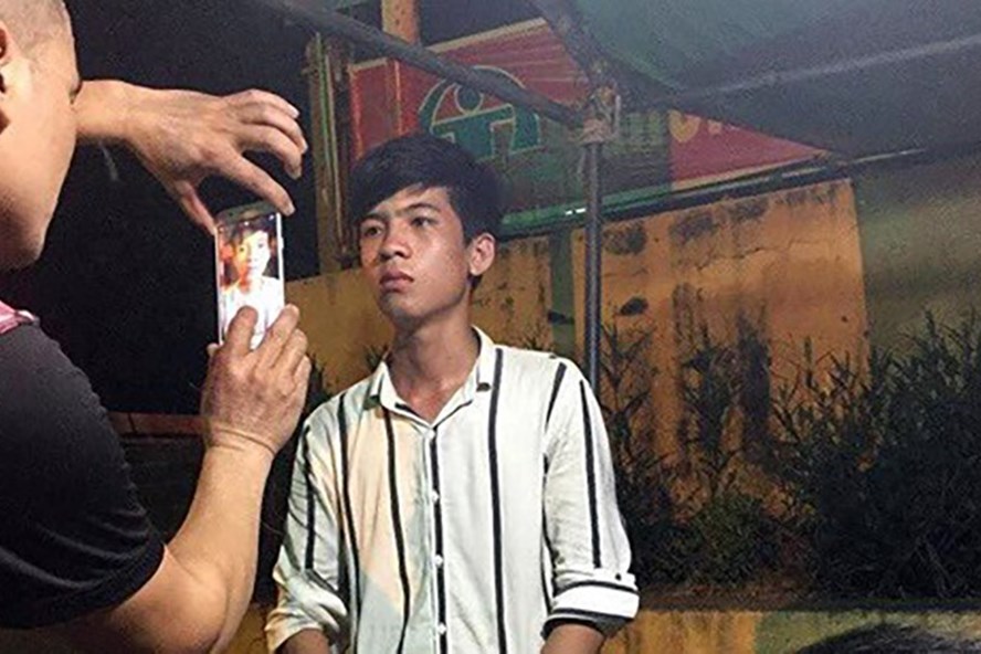 Thiếu niên trở về Việt Nam sau 10 năm bị bắt cóc sang Trung Quốc. Ảnh: NN.