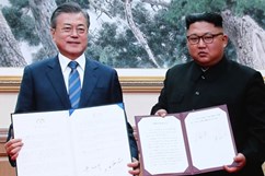 “Tò mò” với thoả thuận thượng đỉnh Kim Jong-un - Moon Jae-in
