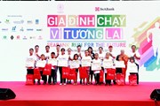 Gần 3 tỉ đồng cho trẻ em nghèo hiếu học từ Giải chạy cộng đồng SeABank Run For The Future Gần 3 tỉ đồng cho trẻ em nghèo hiếu học từ Giải chạy cộng đồng SeABank Run For The Future