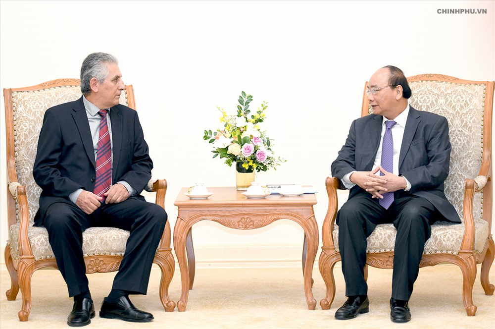 Thủ tướng Nguyễn Xu&acirc;n Ph&uacute;c v&agrave; Tổng thư k&yacute; Li&ecirc;n hiệp C&ocirc;ng đo&agrave;n Thế giới. Ảnh: VGP. 