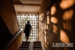 Bên trong khu nhà "nguy hiểm nhất” Hà Nội