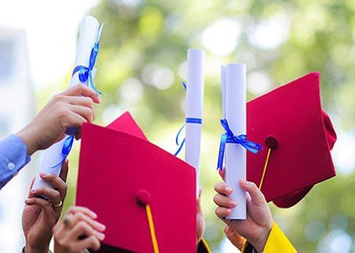 Ti&ecirc;u chuẩn c&ocirc;ng nhận gi&aacute;o sư mới c&oacute; nhiều kh&aacute;c biệt. (Ảnh minh họa)