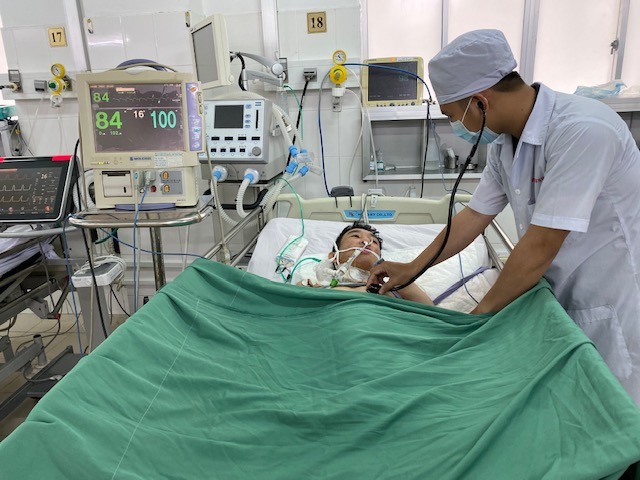Bệnh nhi