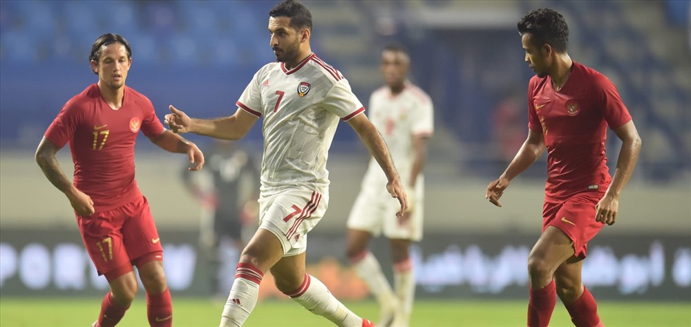 ĐT Indonesia (áo đỏ) đã để thua UAE tới 0-5 ở lượt trận gần nhất. Ảnh: AFC