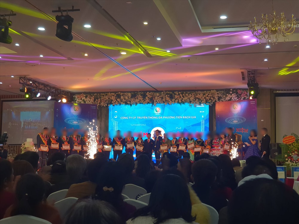 Bạch Gia Media vinh danh các nhà đầu tư trong lần kỷ niệm 1 năm thành lập